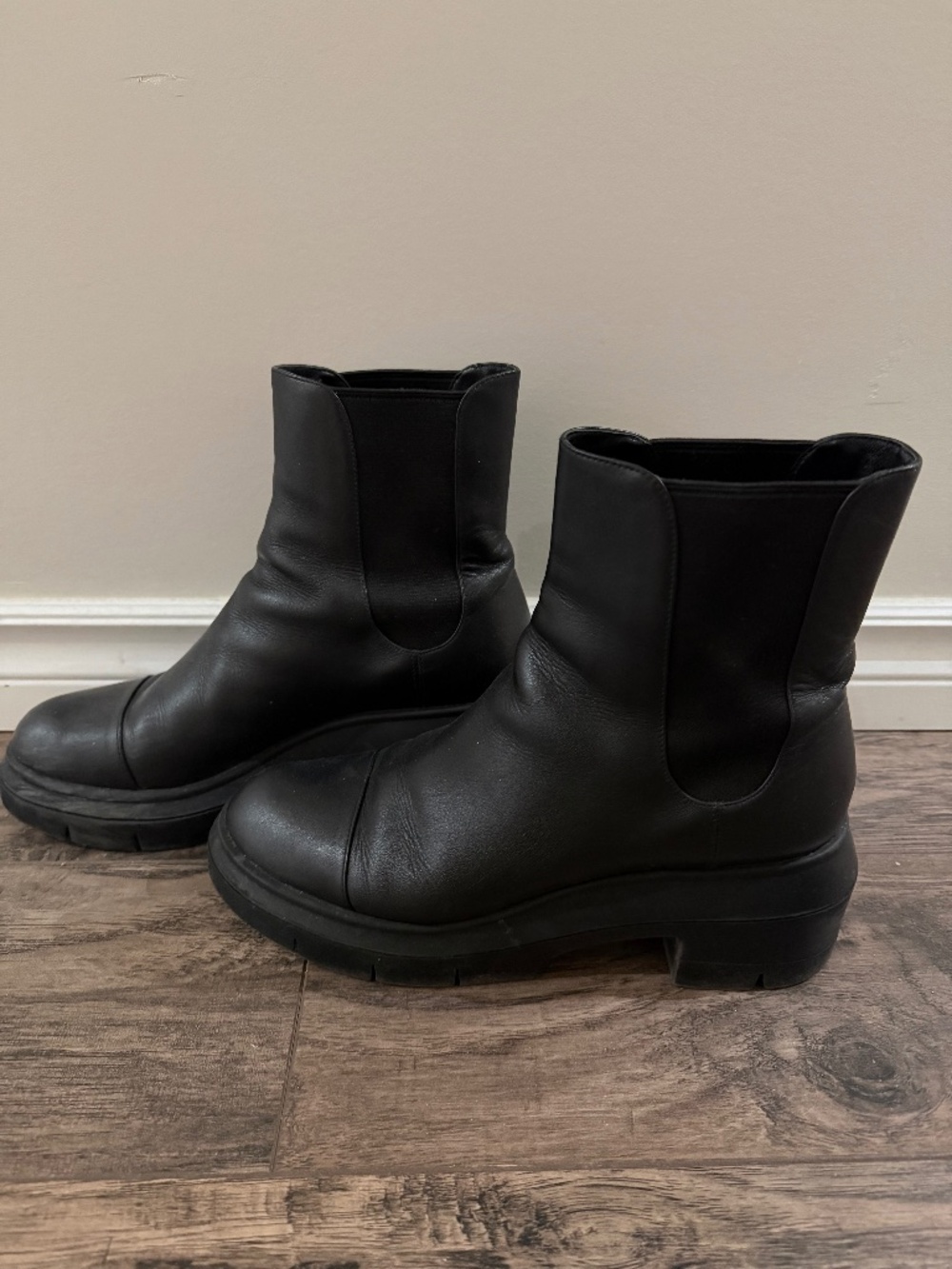 Stuart Weitzman Boots